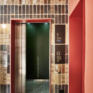 Image gallery thumbnail